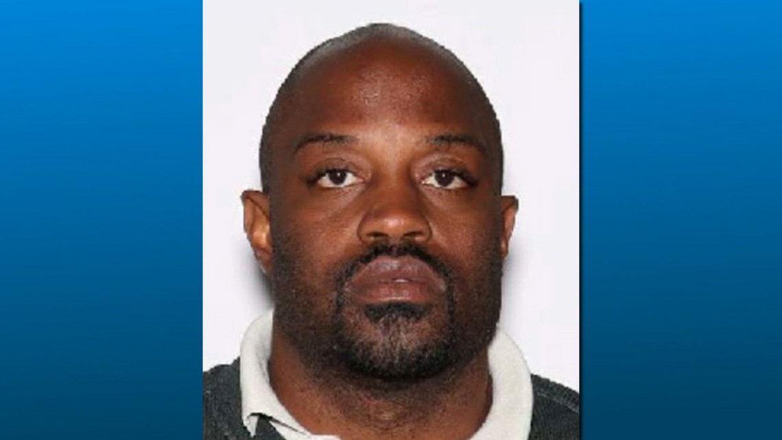 Missing Fredericksburg teen claims Ronnie Reel put her in a chokehold as she tried to leave