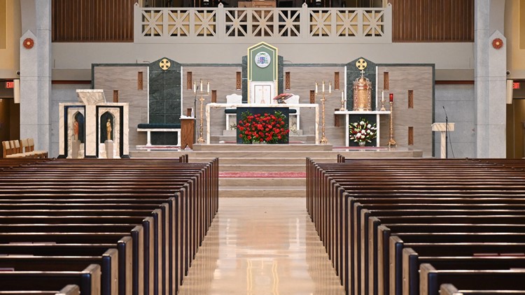 DC-area Catholic churches modify in-person Mass attendance policy