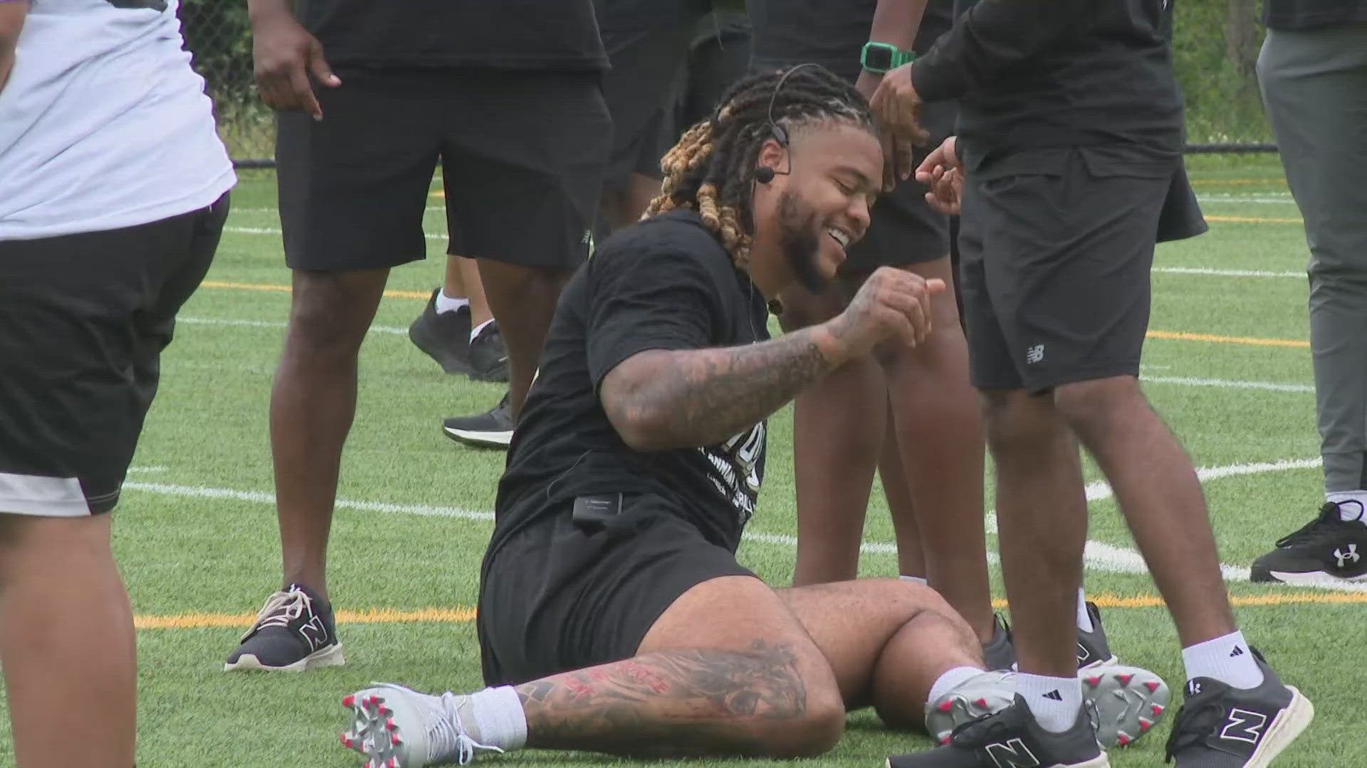 CHASE YOUNG RETURNED TO THE DISTRICT TO HOST HIS 4TH ANNUAL SUMMER FOOTBALL CAMP.