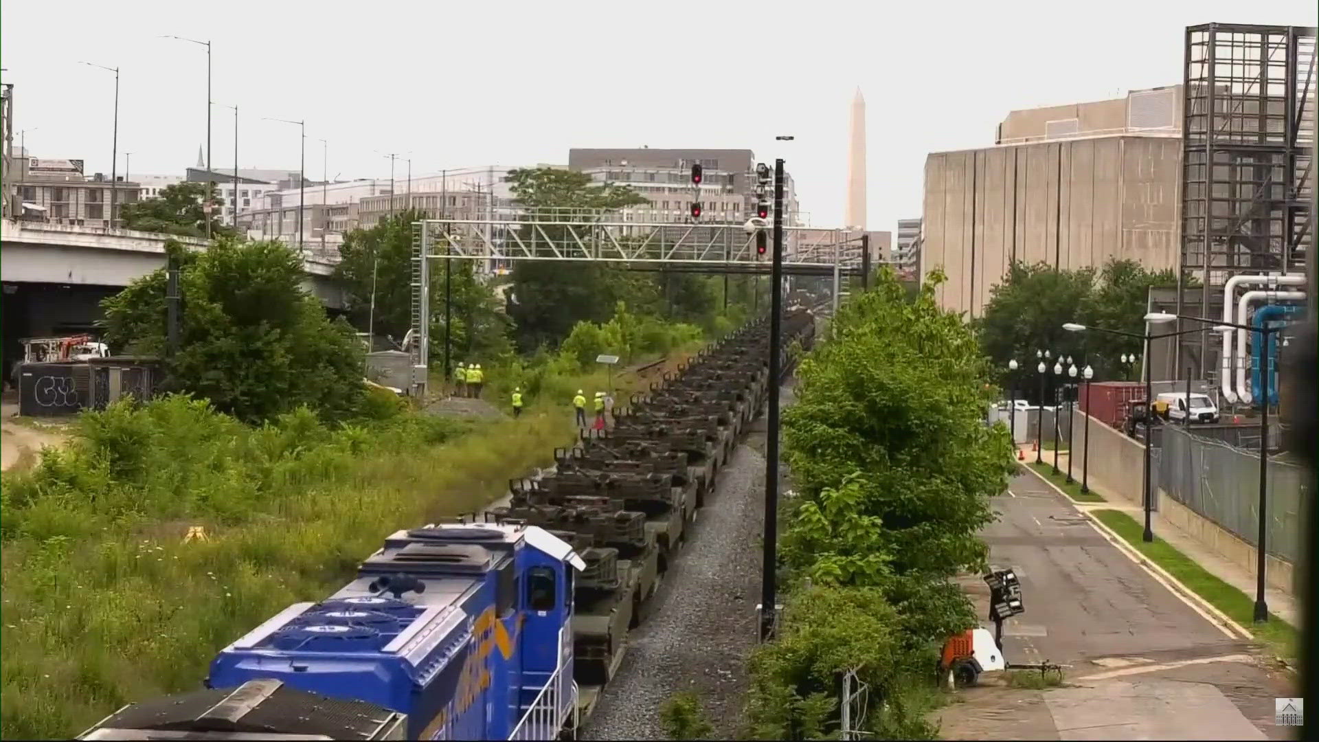 Crews will put up 18 and a half miles of fence panels near the National Mall and the parade route along Constitution Avenue.