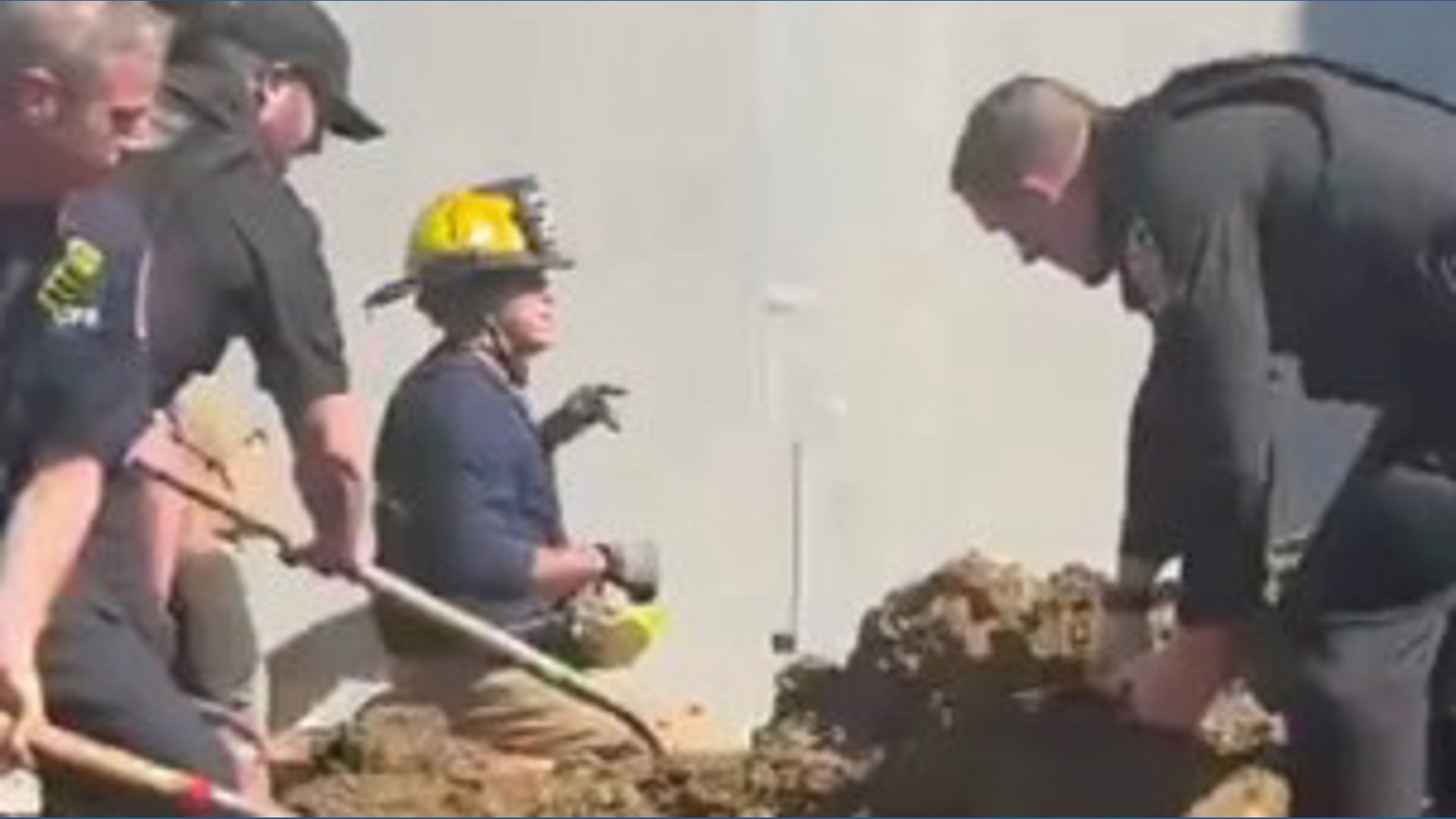 Firefighters work to rescue construction workers in Bethesda trench ...