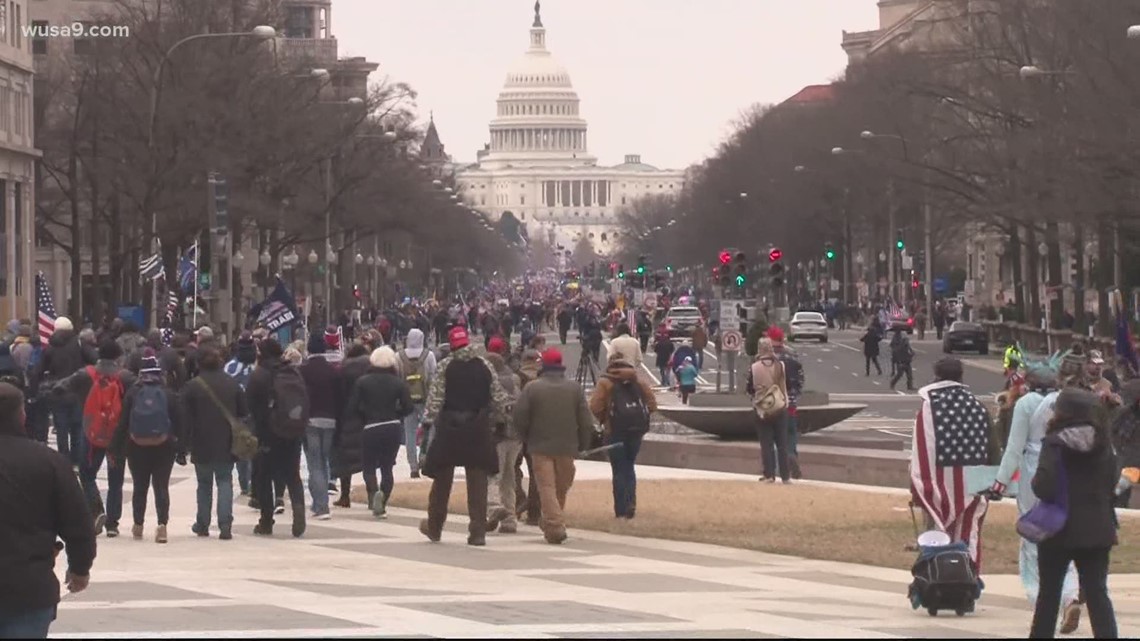 TIMELINE: Minute-by-minute breakdown of how the Capitol rioters overcame police forces