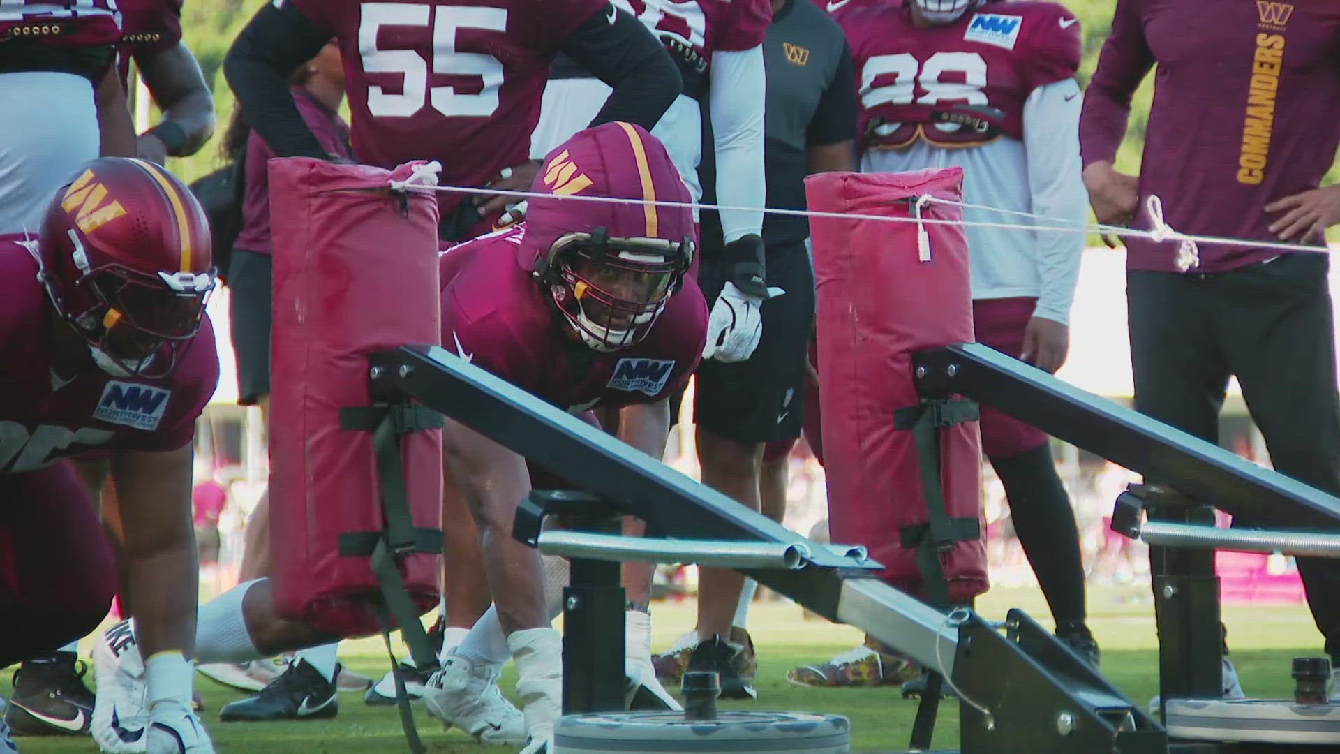 Fans flock to Commanders' training camp | wusa9.com
