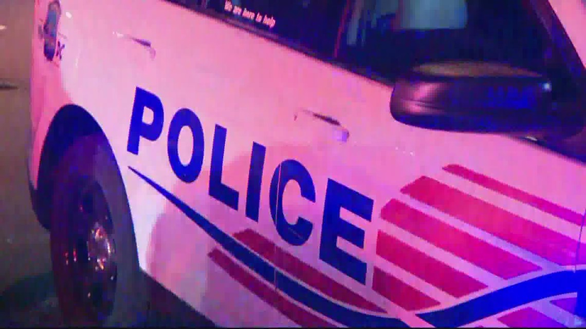 Teen shot in Southeast DC, police say