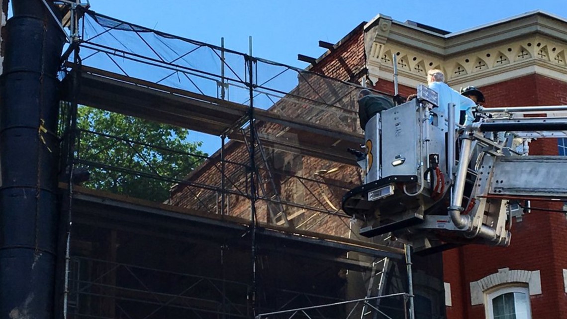 One person seriously injured in DC building collapse | wusa9.com