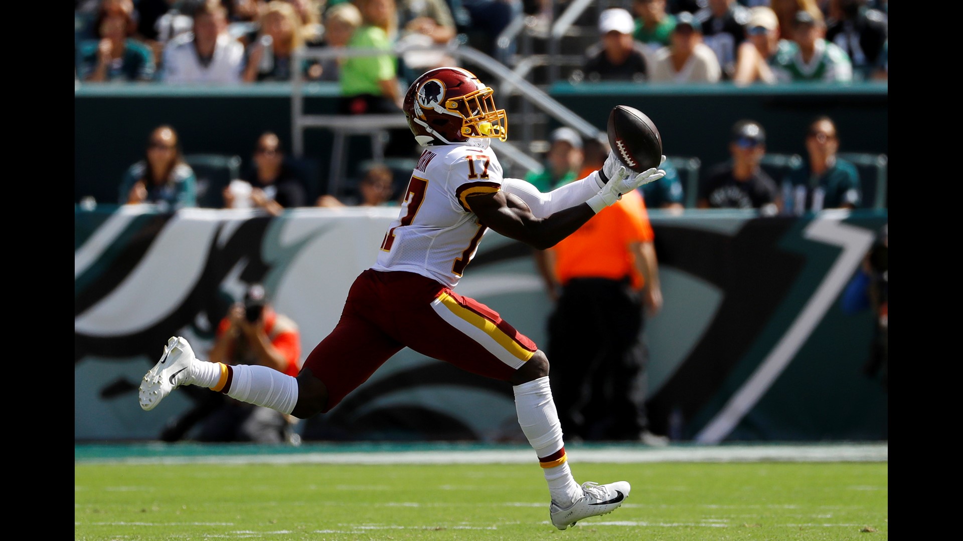 Redskins lose to Eagles in first game of the season