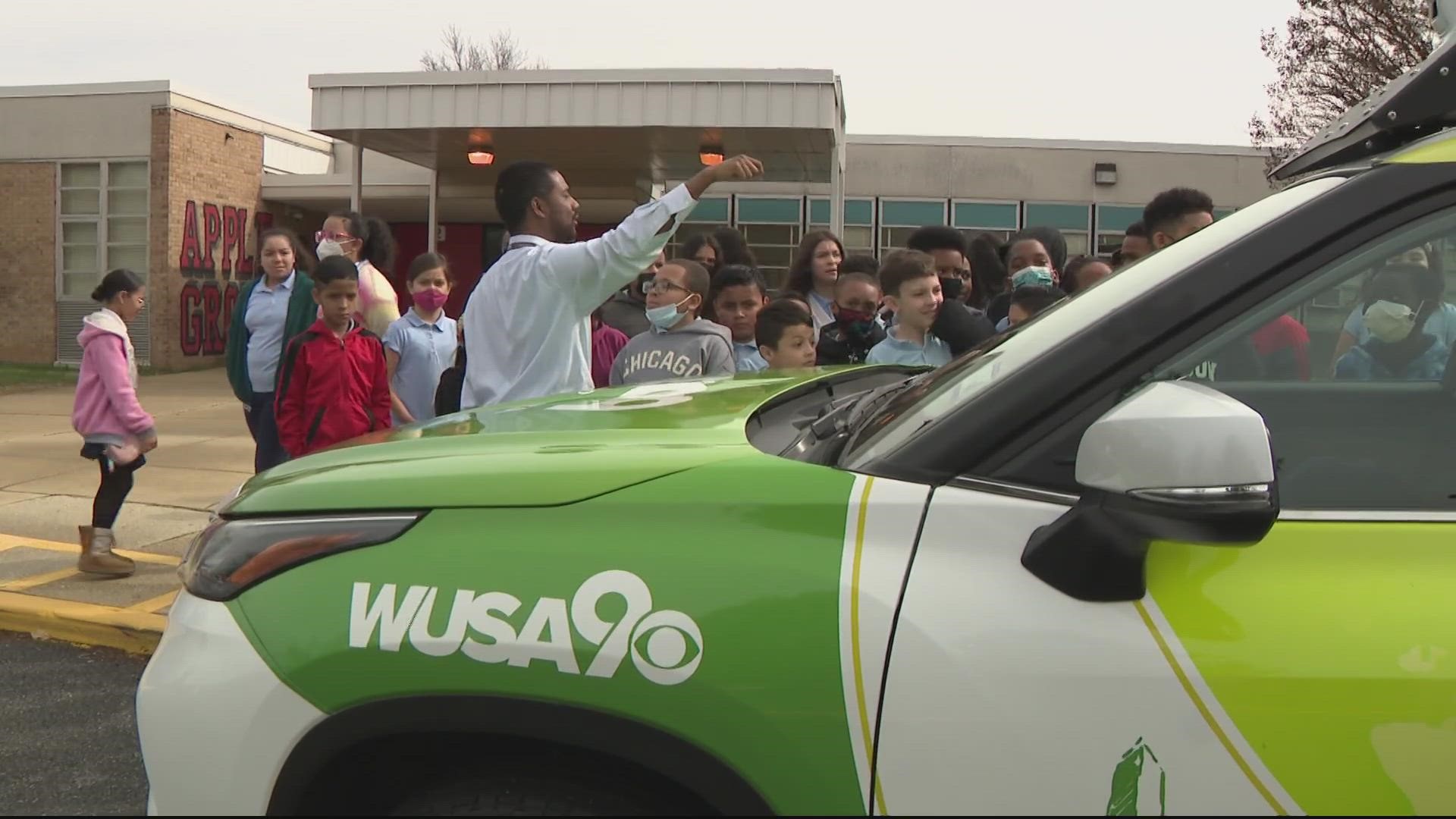 Meteorologist Chester Lampkin took ECO9 to Apple Grove Elementary School in Maryland.