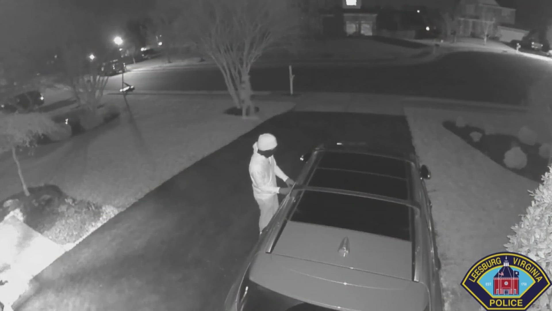 Police in Leesburg are investigating more than two dozen instances of theft and vehicle tampering over the course of one night. Police say 26 vehicles were involved.