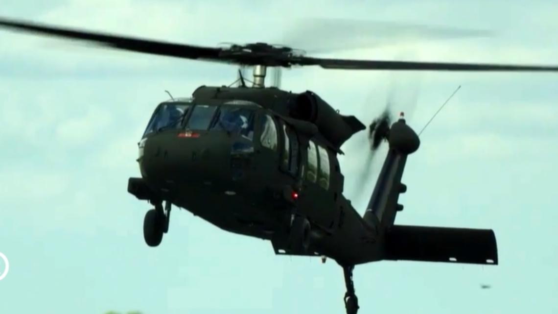 uh60 blackhawk helicopter