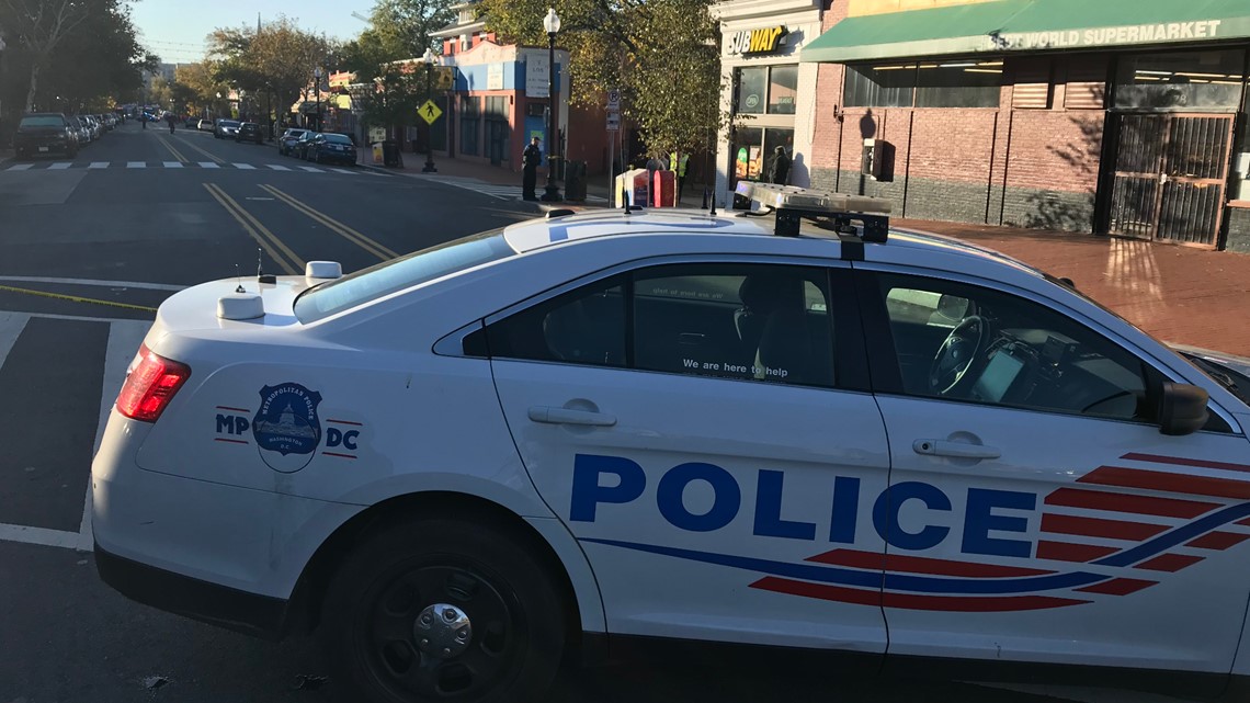 Police investigate double shooting in Northwest DC