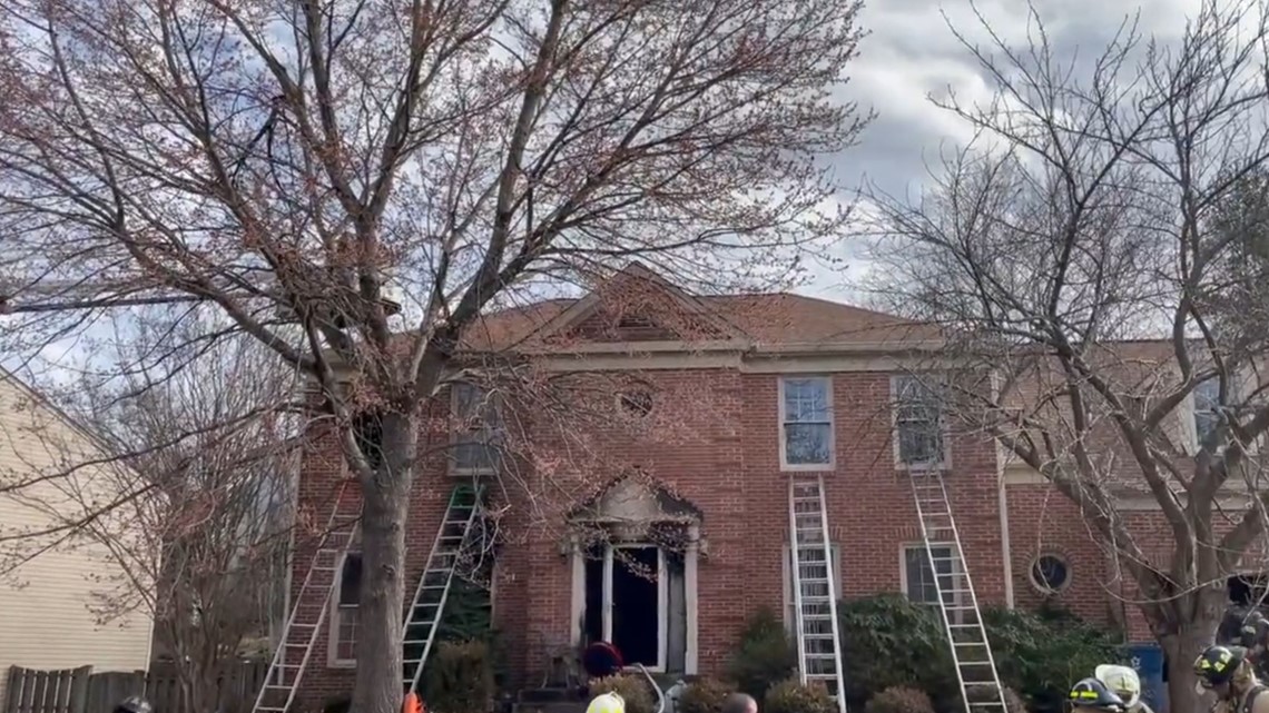 1 Hurt In Fairfax County House Fire Wusa9 1-hurt-in-fairfax-county-house-fire-wusa9