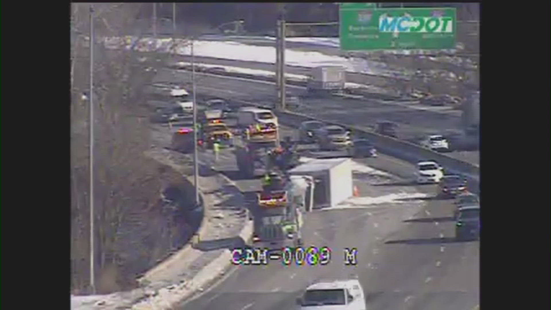 Lanes open to traffic after tractor trailer crash on I-495 in ...