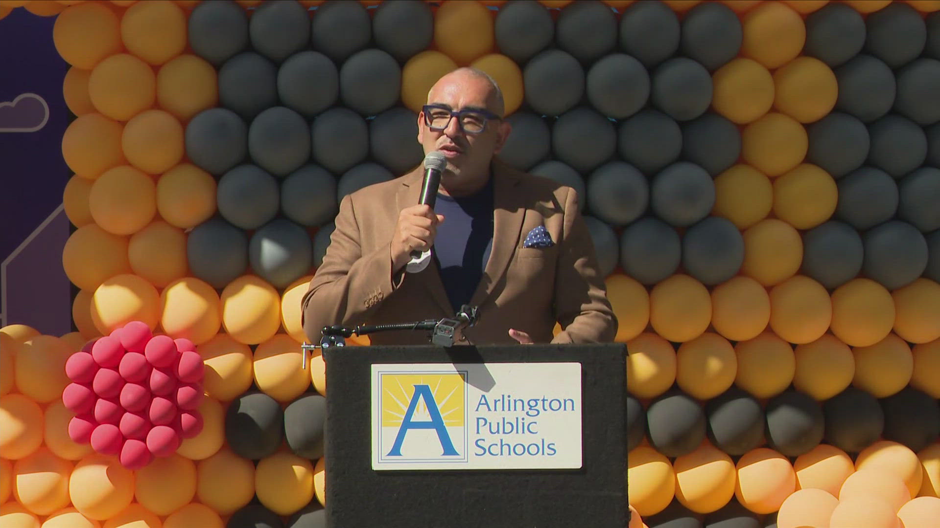 Arlington Community High School will move into Amazon's HQ2