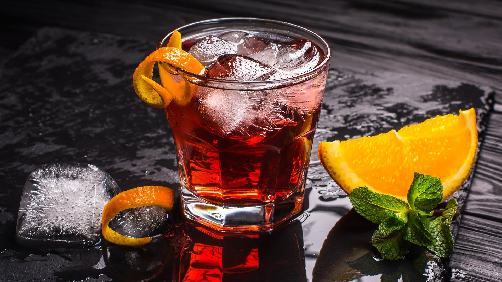 Spirits Agave Expert and Educator Erlinda A. Doherty demonstrates how to make a mezcal negroni for Hispanic Heritage Month!