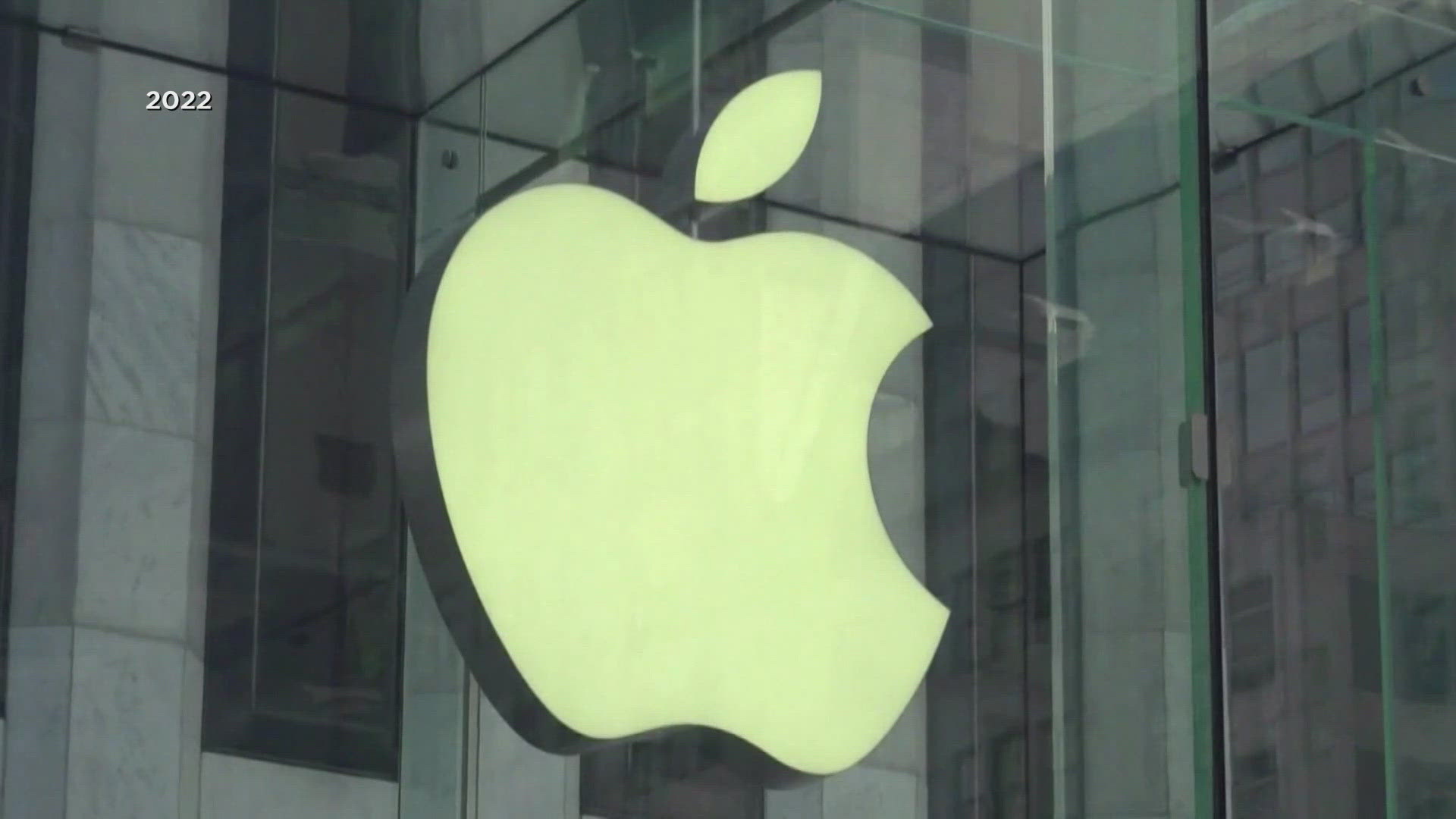 EMPLOYEES AT AN APPLE STORE IN TOWSON, MARYLAND, HAVE VOTED TO AUTHORIZE A STRIKE. THE UNION SAYS EMPLOYEES ARE CONCERNED OVER WORK-LIFE BALANCE AND WAGES.
