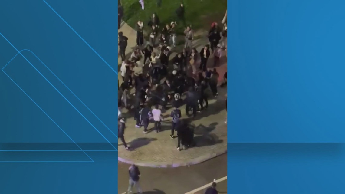 Teen arrested after shots fired during big Navy Yard gathering, DC police say