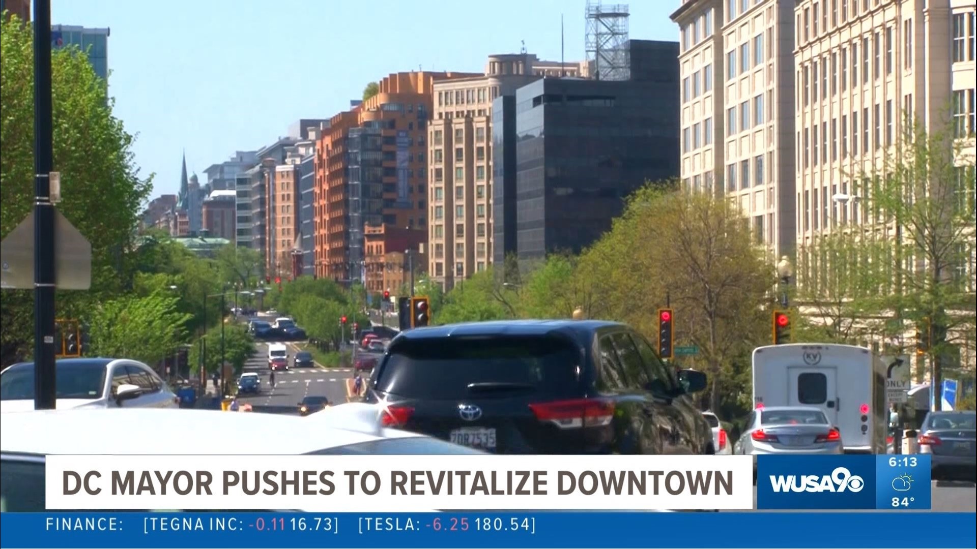 Bowser discussed the central business district’s future during a ceremony at Union Station to kick-off “Jazz in Bloom”, a free music series at the transit hub.