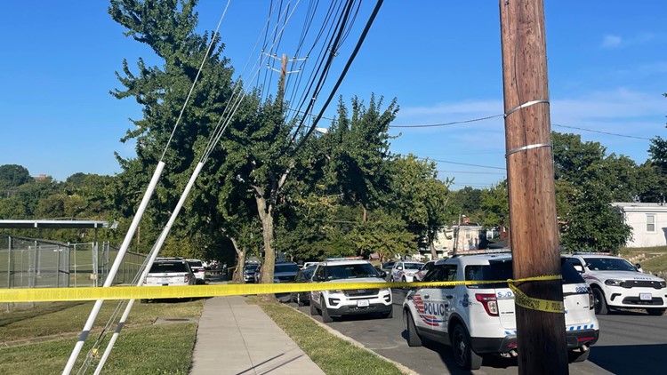 DC police in standoff with murder suspect who shot at officers, barricaded himself in home