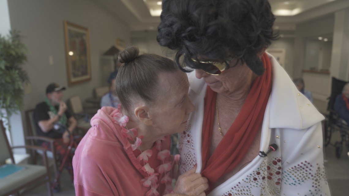 ‘She’s still my girl’: Husband performs as Elvis for wife in memory care