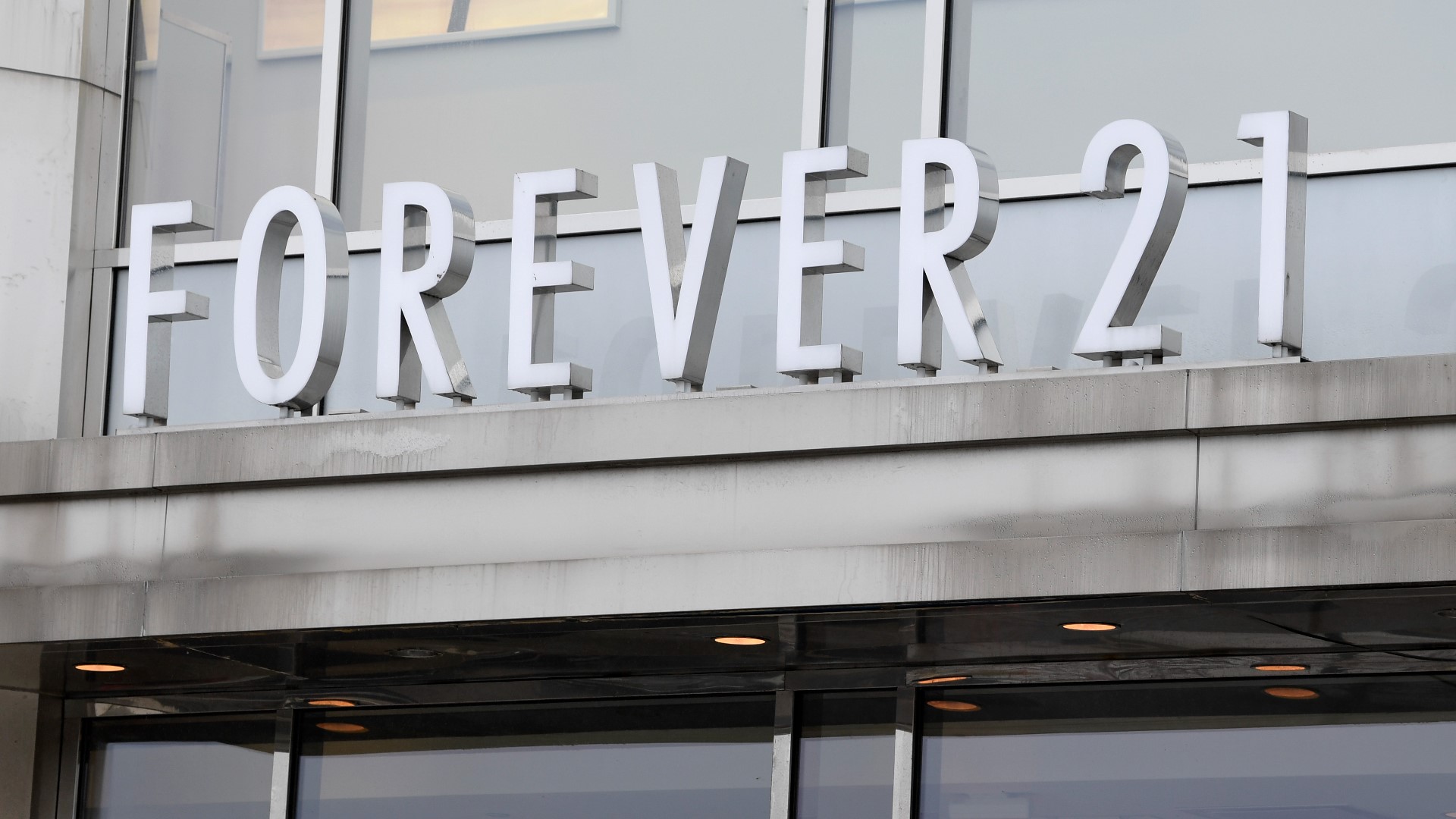 Virginia man arrested for filming in Forever 21 dressing room | wusa9.com