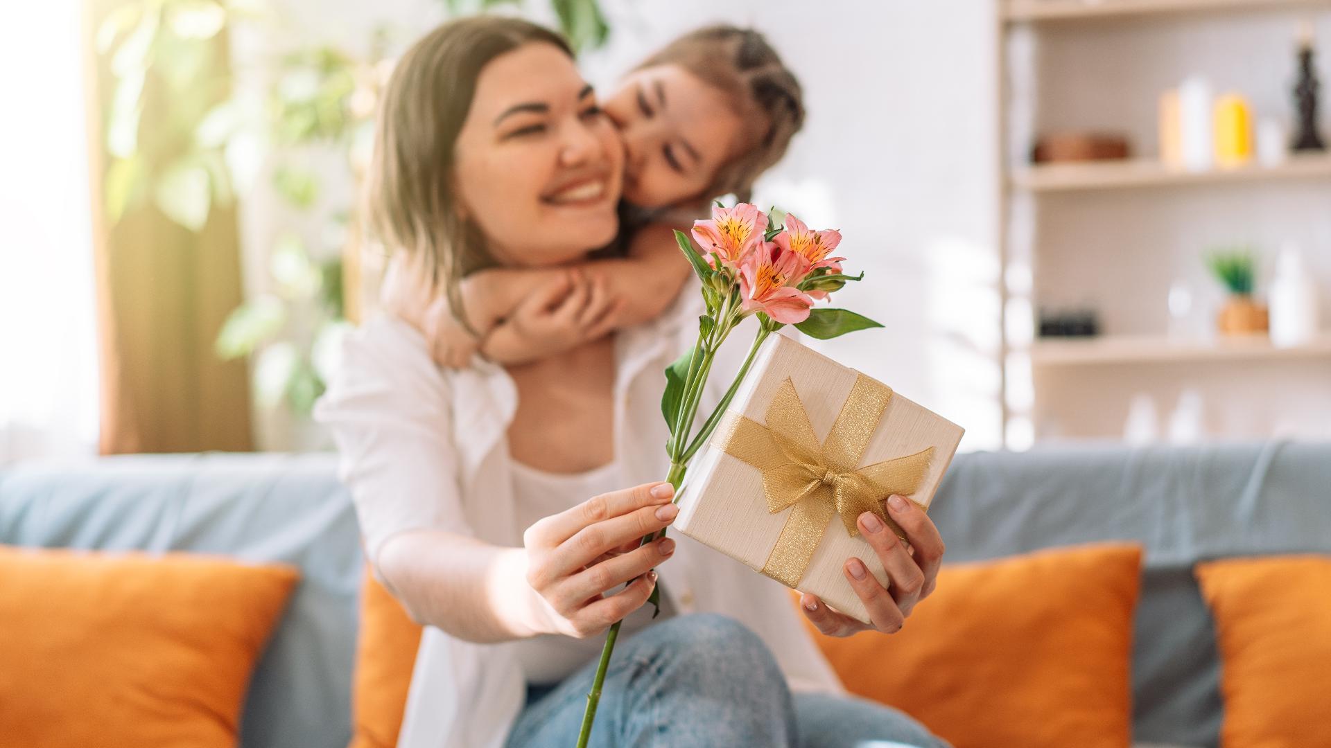 Sponsored by: Limor Media. Lifestyle Contributor Limor Suss shares gift ideas for the month of May! For more go to limor.tv.
