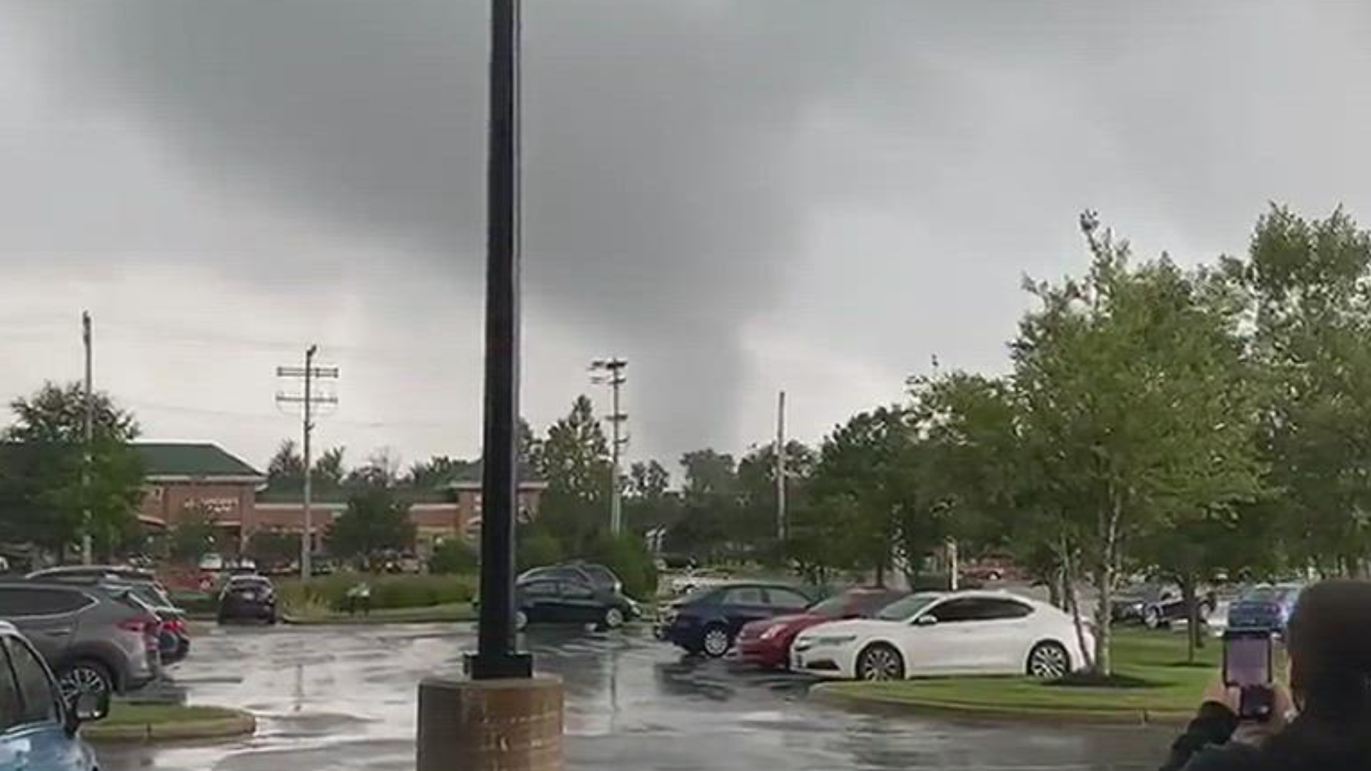 Tornado in Edgewater Maryland
Credit: Erica Lomax