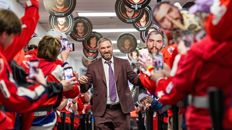 Players, fans honor Alex Ovechkin as he scores 40 goals for a 13th season