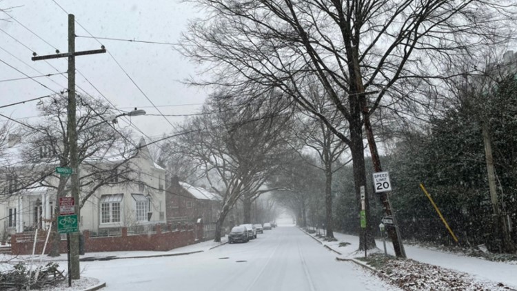 Live blog: Snow falling fast and heavy blanketing roads across DMV