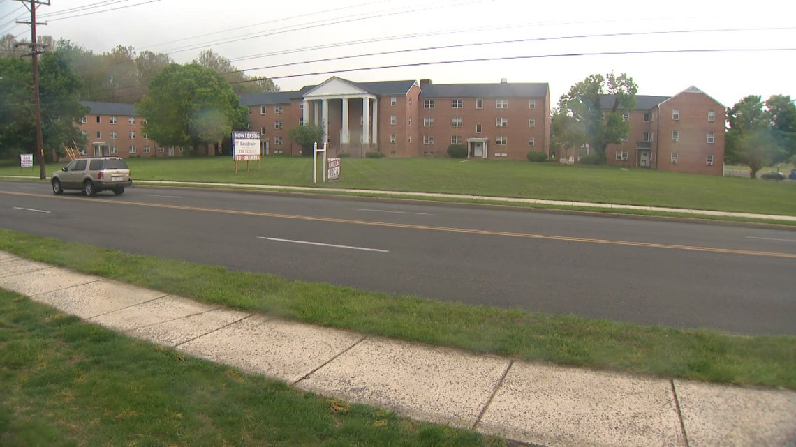 60+ residents without hot water and gas for eight days, building condemned due to missed payment
