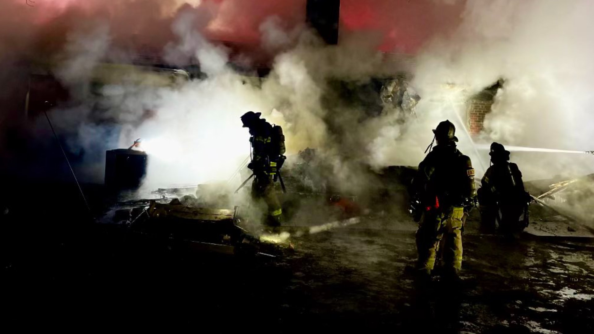 2 dead, 4 firefighters injured battling Temple Hills house fire | wusa9.com