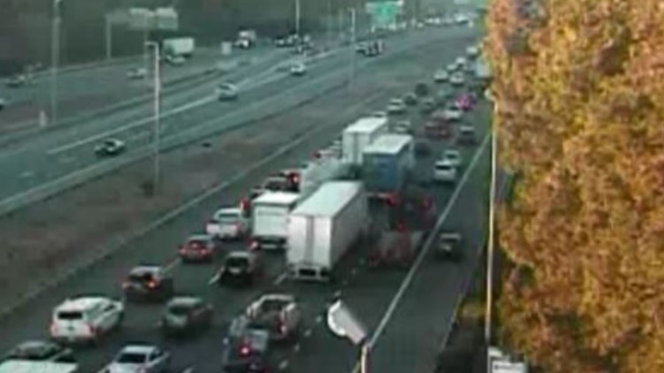 Overturned box truck on southbound I-95 near Quantico | wusa9.com