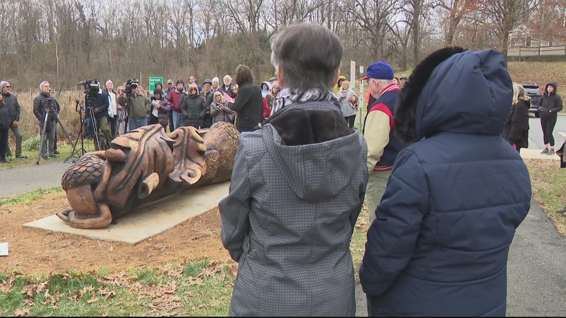 Centuries-old Linden Oak transformed into Maryland park bench - Vimarsana News