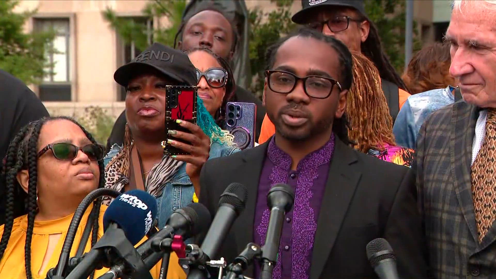 Mistrial declared in DC Councilman Trayon White's bribery case | wusa9.com