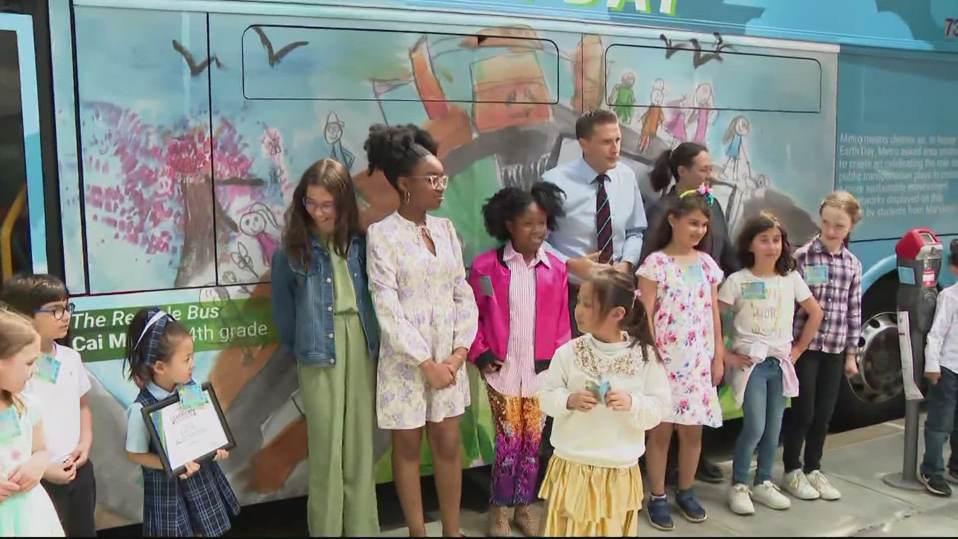Metro’s Art in Transit program unveiled three Earth Day-designed buses that are wrapped in artwork created by local elementary school artists.