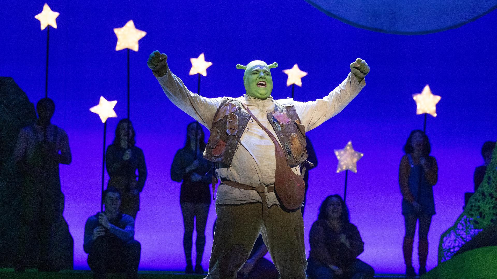 Carter Ward from Capital One Hall gave us the scoop on Shrek the Musical coming this weekend for five shows. Plus Capital One Center is hosting their Fall Perchfest.