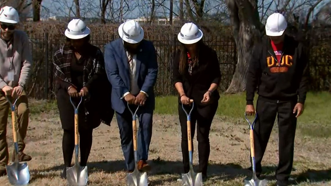 Anacostia High School breaks ground on green house - Vimarsana News