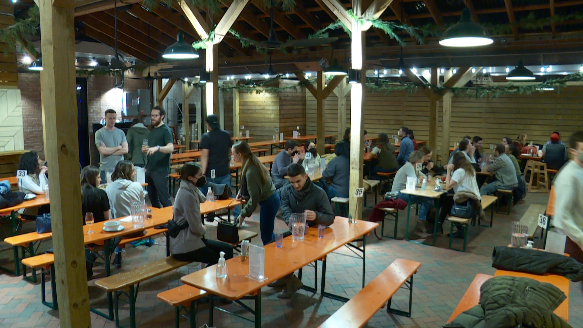 Some DC bars, restaurants stop indoor dining due to COVID surge | wusa9.com