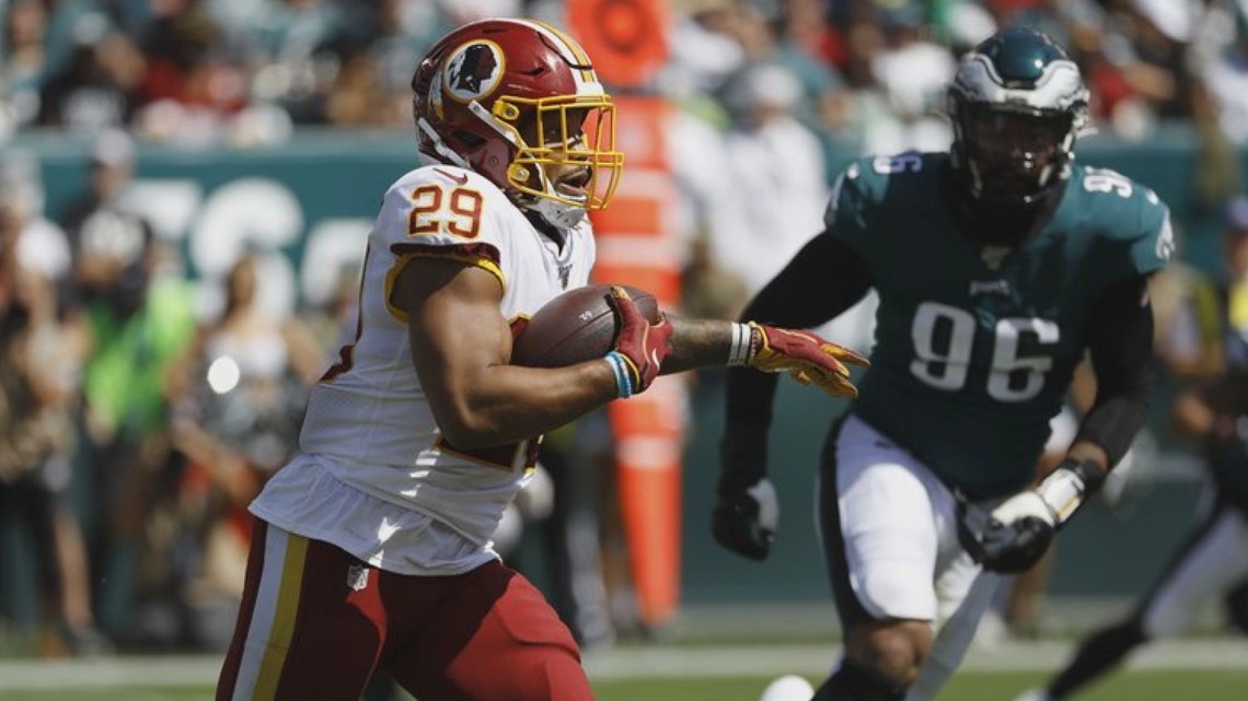 Jackson shines in Philly return, Eagles beat Washington 32-27