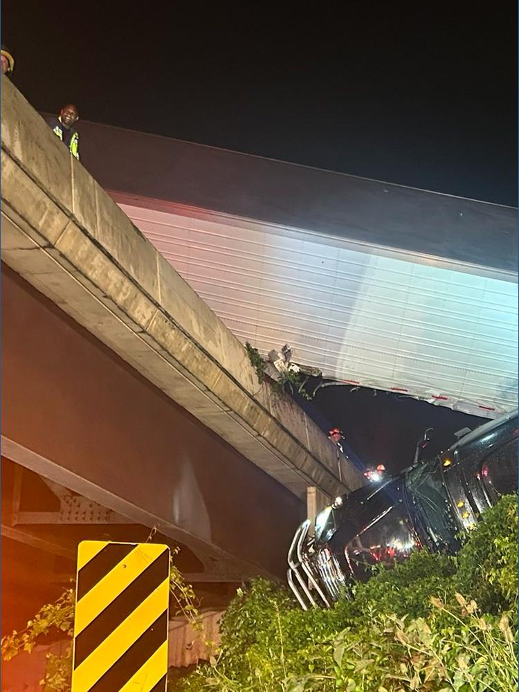 I-495 crash causes major delays in Bethesda | wusa9.com