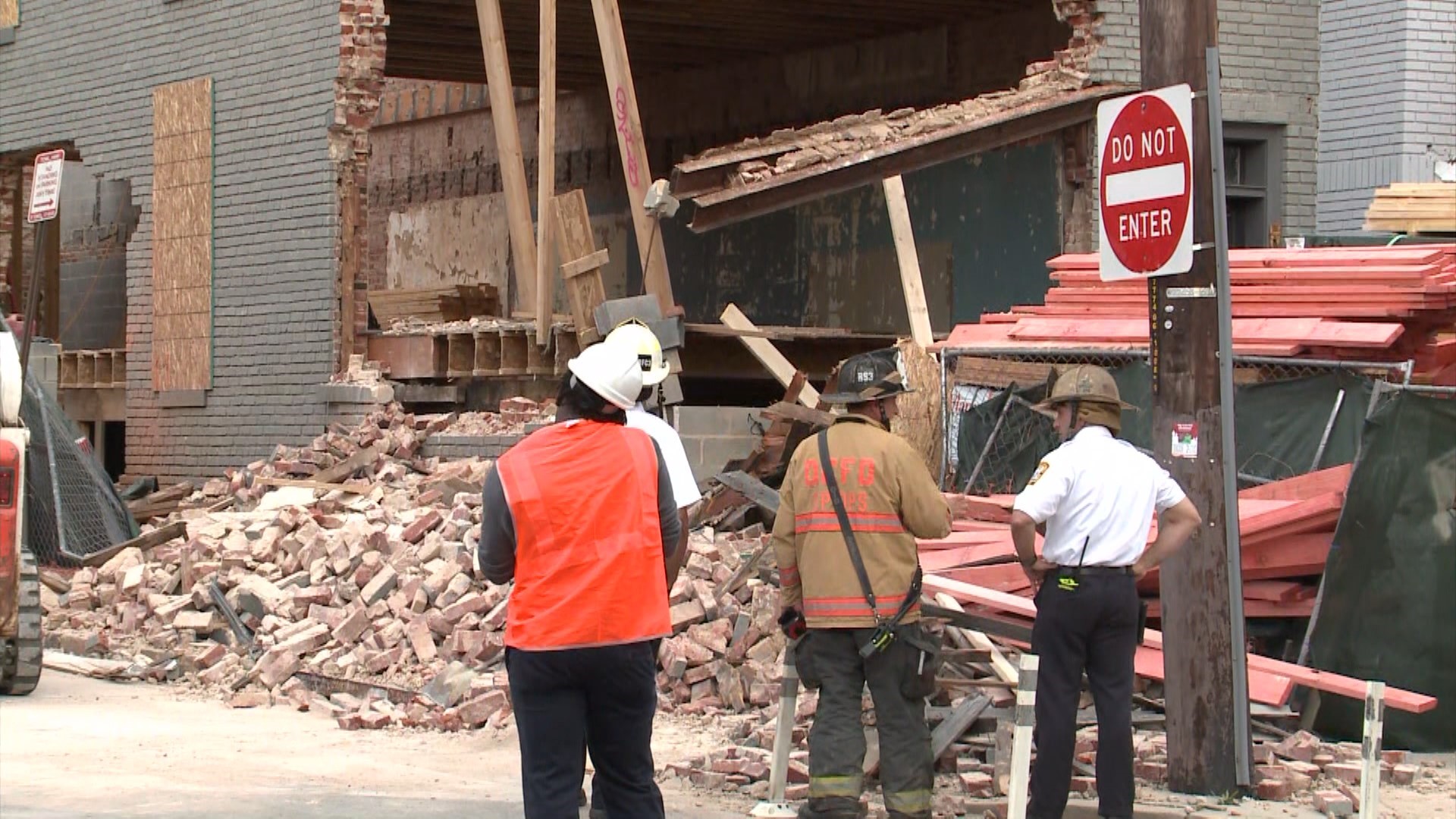 Partial Building Collapse on Chesapeake Street NW in DC | wusa9.com
