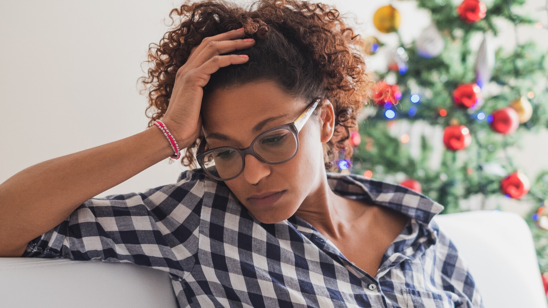 Morgan Hewett, Co-Founder of Options MD, shares helpful tips on how to manage depression during the holidays, if you or a loved one are experiencing symptoms.