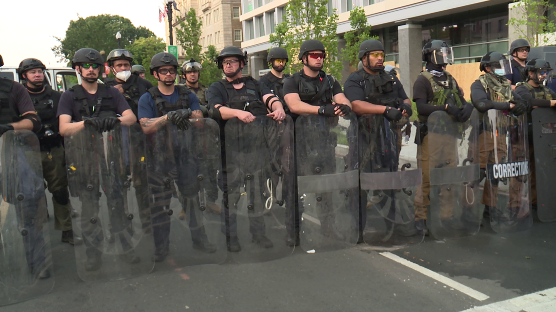 Who are the unmarked officers at DC protests? Feds won't say