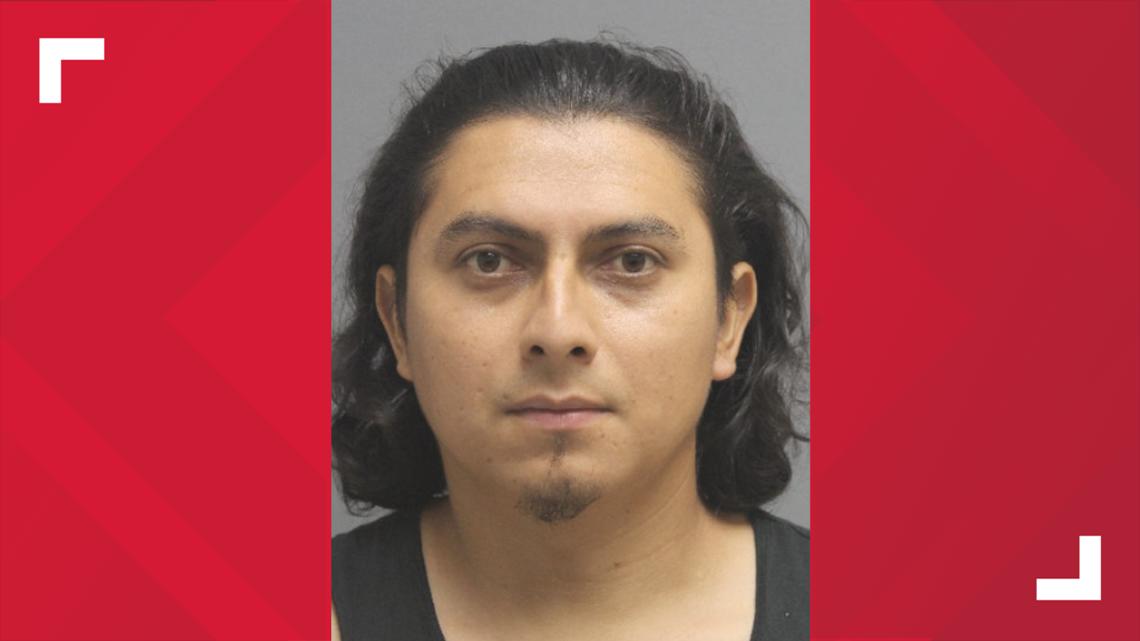 Manassas man faces sexual assault charges after meeting teen girl through social media
