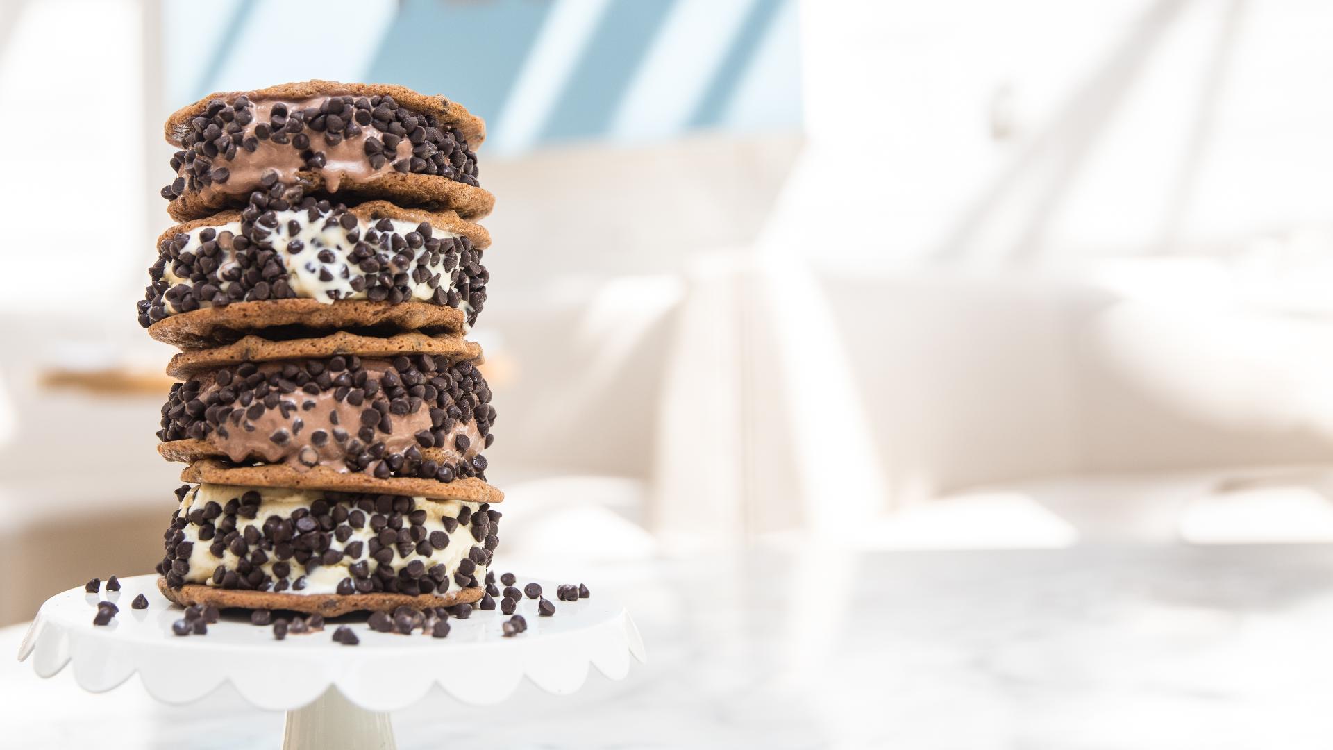 General Manager of Summer House in North Bethesda Erich Stumpe showcases how to recreate their signature ice cream sandwich.