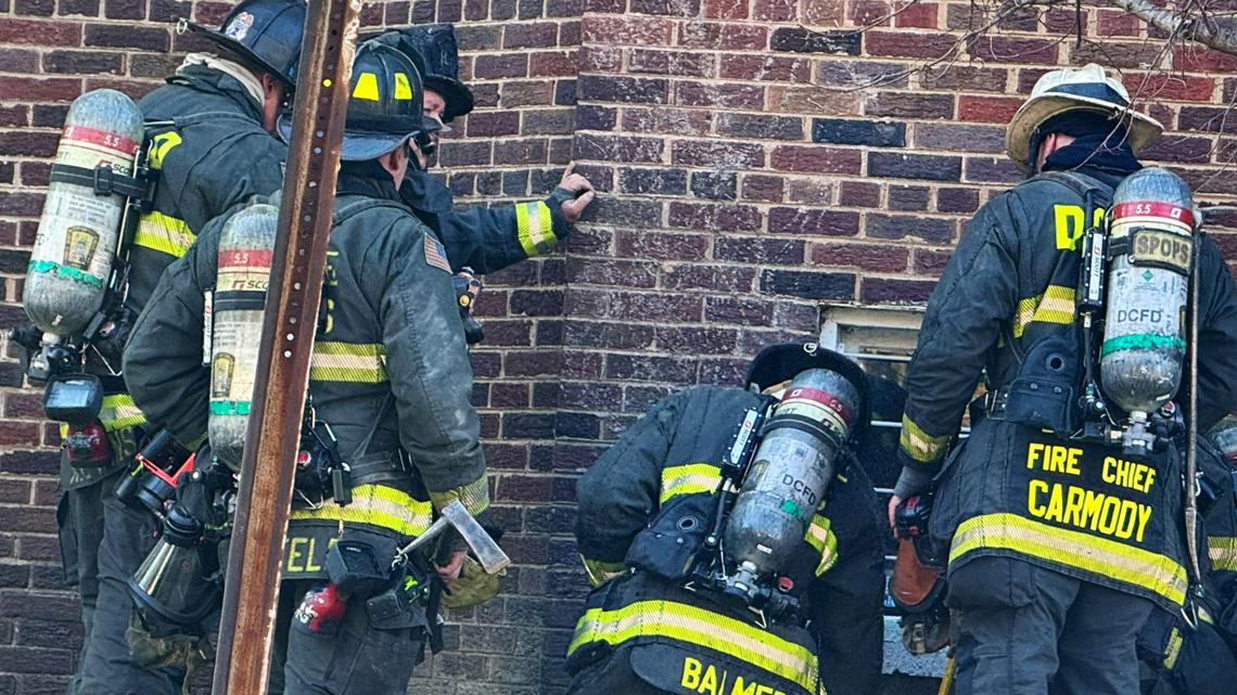 Gas leak prompts Northwest DC building evacuation