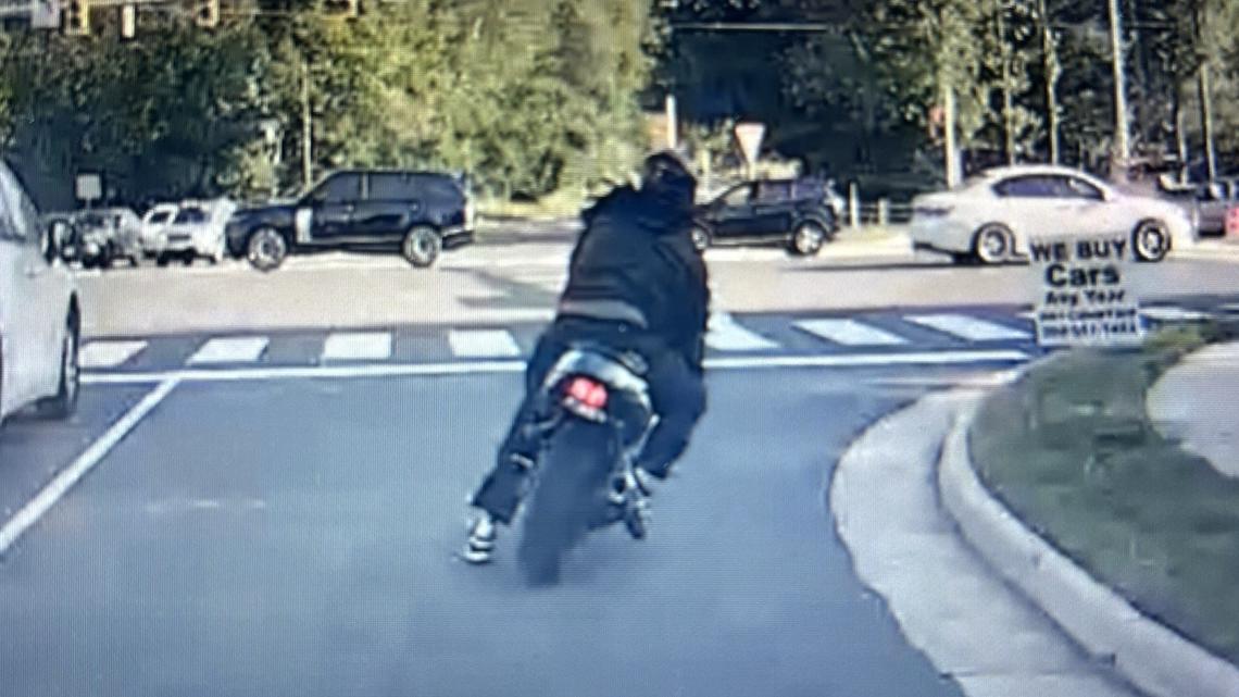 Motorcyclist drove on sidewalk to avoid Virginia state trooper