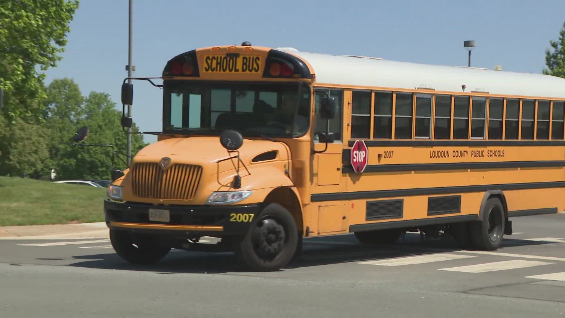 The school district says it will not move ahead with a controversial plan to delay school start times for more than a dozen school days.