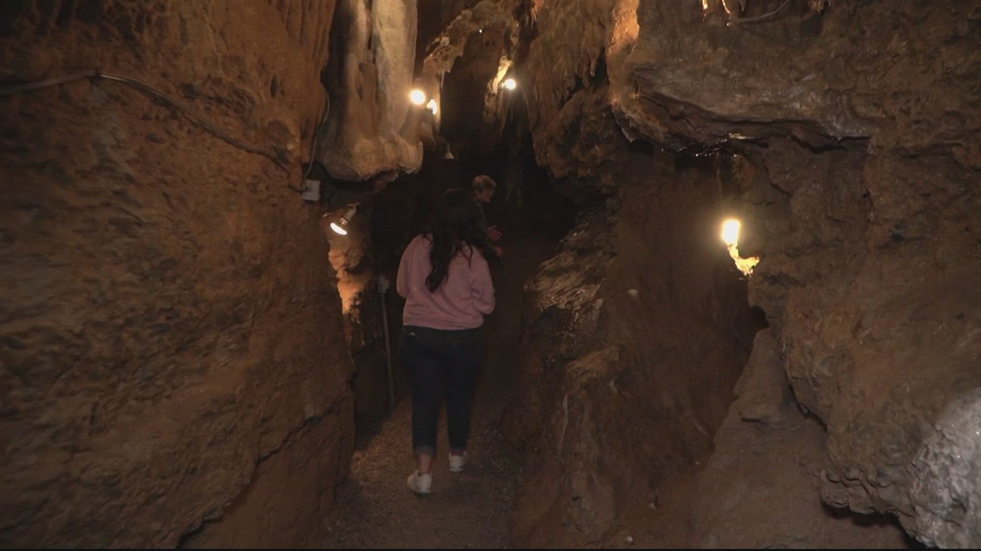 The caves at Crystal Grottoes Caverns is described as 'the most naturally kept cave in the world'