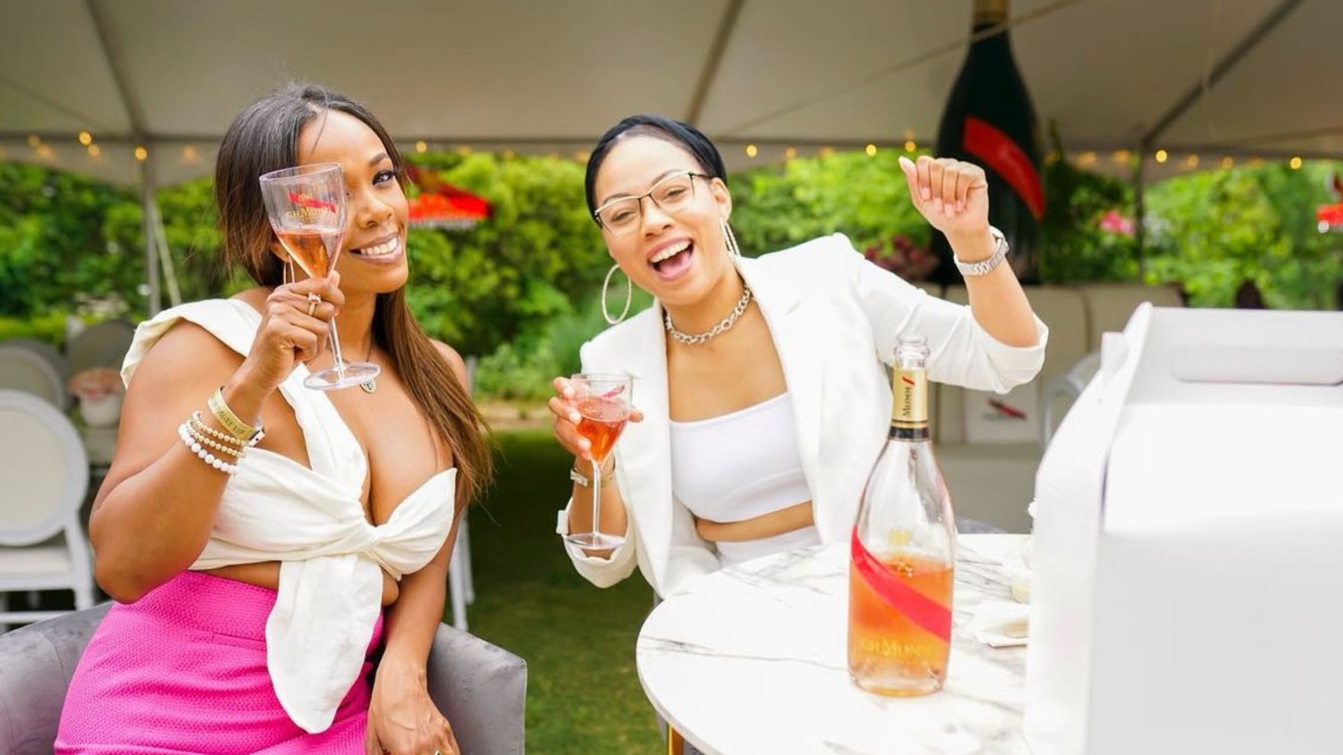 Grab your finest pink attire, your friends, and your wine glasses! The popular wine & music festival, Celebrez en Rose, returns to the DMV area on May 28th!