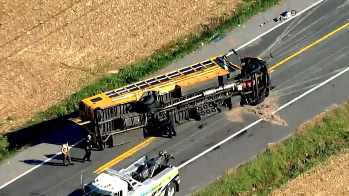 12 people injured in crash involving school bus in Easton | wusa9.com